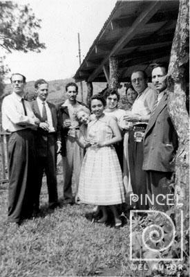 Paseo a Villa Colón para festejar reeleción de John Portuguez como decano por Escuela Nacional de Bellas Artes.  Portuguez Fucigna, John. Amighetti, Francisco. Bertheau, Margarita. Salazar Quesada, José Francisco. Jiménez, Guillermo