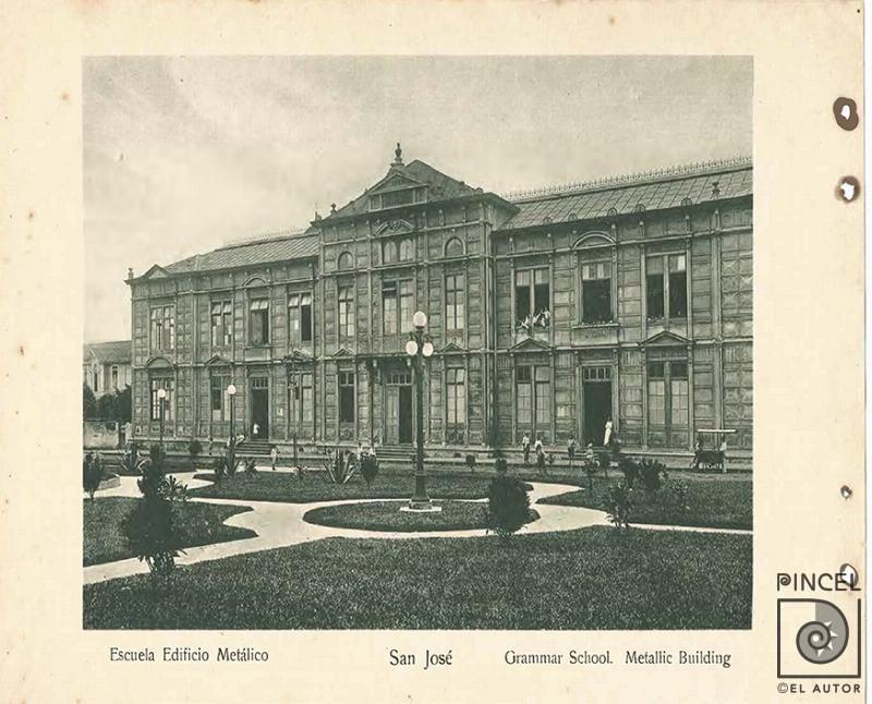 Escuela Edificio Metálico por Gómez Miralles, Manuel. Documental. Patrimonio Arquitectónico.