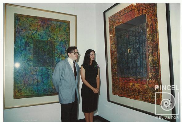 La artista con Miguel Casafont en su exposición por Martén, Ana Isabel. Grupo Bocaracá. Casafont, Miguel