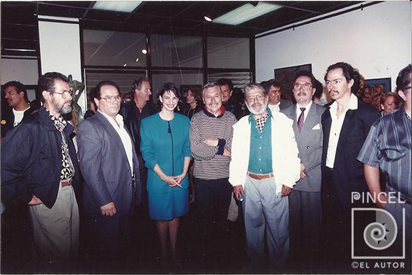Los artistas en una exposición por Martén, Ana Isabel. Grupo Bocaracá. Villalobos, Alejandro. Badilla, Crisanto. Fernández, Rafael (Rafa). Valverde, Cesar. Daell, Luis. López Escarré, Jose Luis. Prado, Mariano