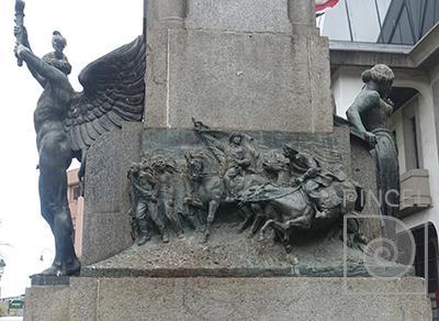 Monumento a Juan Rafael Mora Porras (detalle lateral derecho) por Piraino, Pietro (extranjero). Patrimonio cultural escultórico