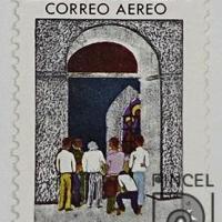 Sello postal de la obra Oyendo misa por Amighetti, Francisco. Museo Filatélico