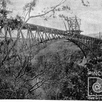 Construcción de Puente de los Anonos por Baixench, Pablo