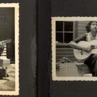 Álbum con dos fotos de Maruja tocando guitarra por Castro, María Eugenia (Maruja)