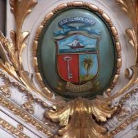 Escudo de la provincia de Limón en el Teatro Nacional por Chinchilla, Antolín. Teatro Nacional