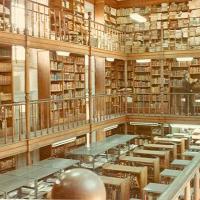 Antigua Biblioteca Nacional. Acervo bibliográfico de la sala N. 1 por Documental. Patrimonio Arquitectónico