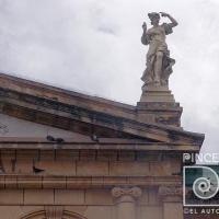 Reproducción de La Danza en la fachada del Teatro Nacional por Documental. Teatro Nacional