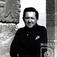 Hernán González por González, Hernán