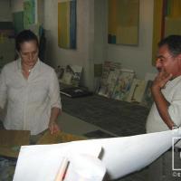 Fabio Herrera con  María Enriqueta Guardia en el taller por Herrera, Fabio. Grupo Bocaracá