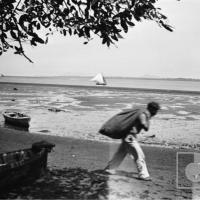 Pedro frente al lago de Nicaragua por Ortiz, Pedro