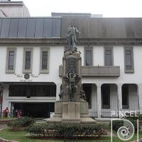 Monumento a Juan Rafael Mora Porras por Piraino, Pietro (extranjero). Patrimonio cultural escultórico
