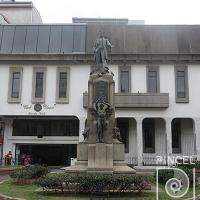 Monumento a Juan Rafael Mora Porras por Piraino, Pietro (extranjero). Patrimonio cultural escultórico