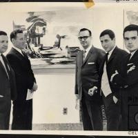 Carlos Poveda junto Hernán González, Gonzalo Facio y Cesar Valverde por Poveda, Carlos. González, Hernán. Valverde, Cesar.