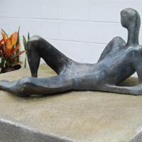 Desnudo masculino reclinado por Ramos, Domingo