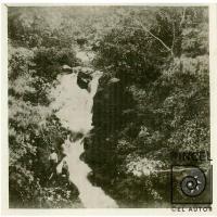 Catarata del río María Aguilar, hacienda Schoter por Siemon, Otto