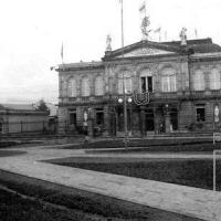 Fachada Teatro Nacional por Teatro Nacional