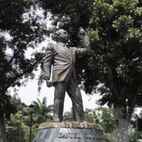 Monumento a Daniel Oduber por Villegas, Olger